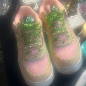 Nike Sneakers in Pink and Green